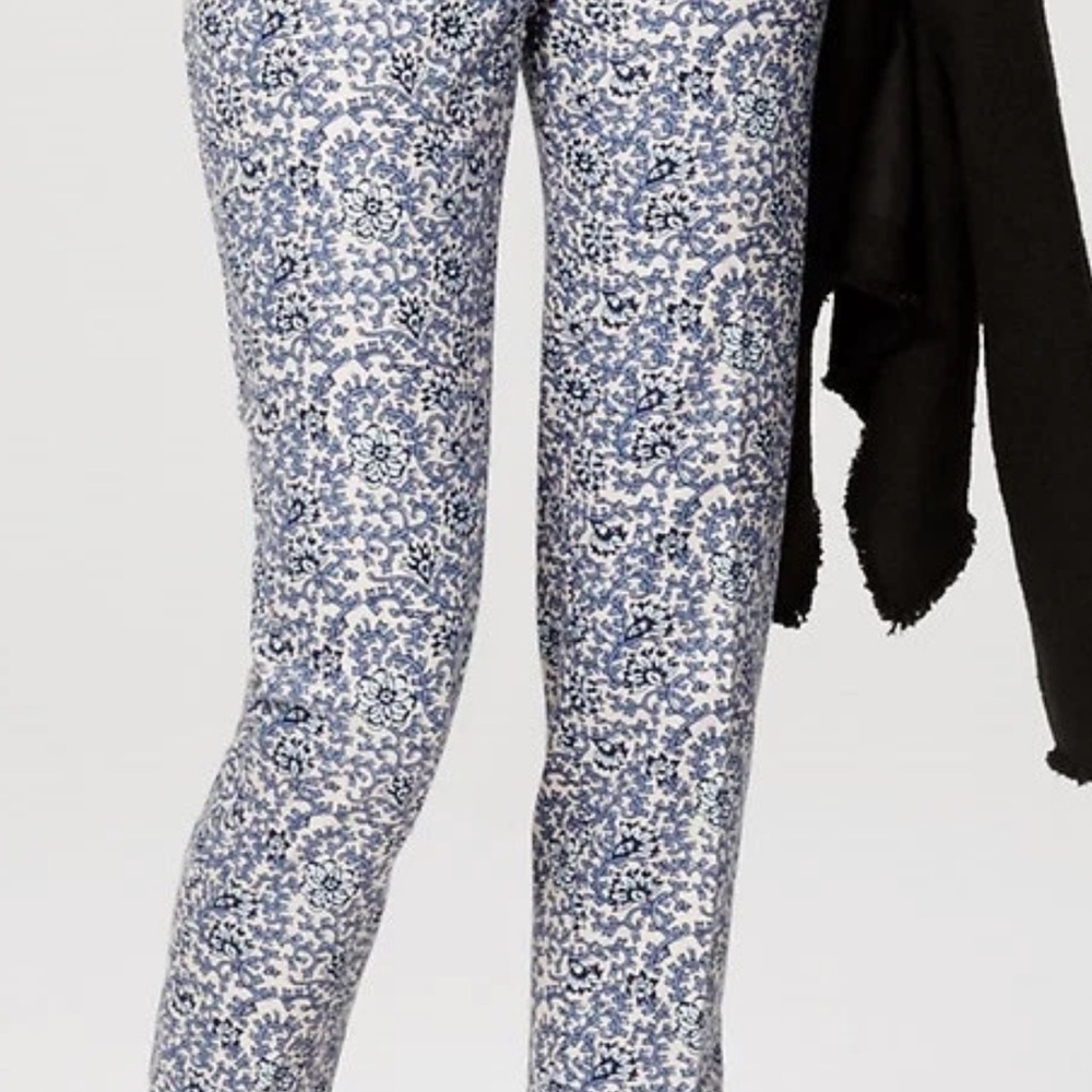 Ann Taylor LOFT Floral Capri